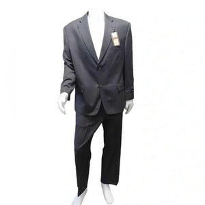 Haggar 100% Wool Charcoal 2 Piece  Suit Size 46 S/P